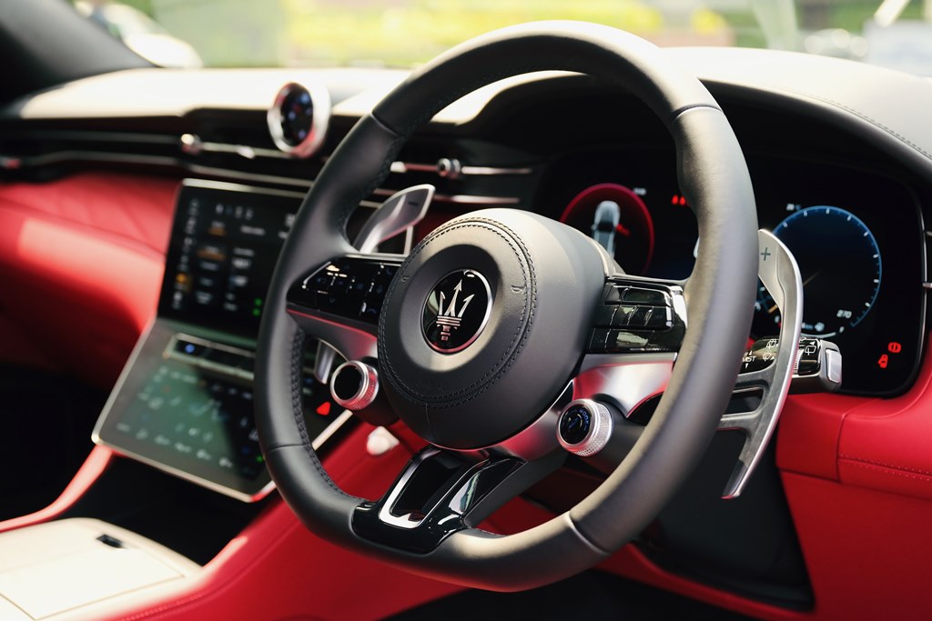 新車首試：Maserati MC20及Grecale