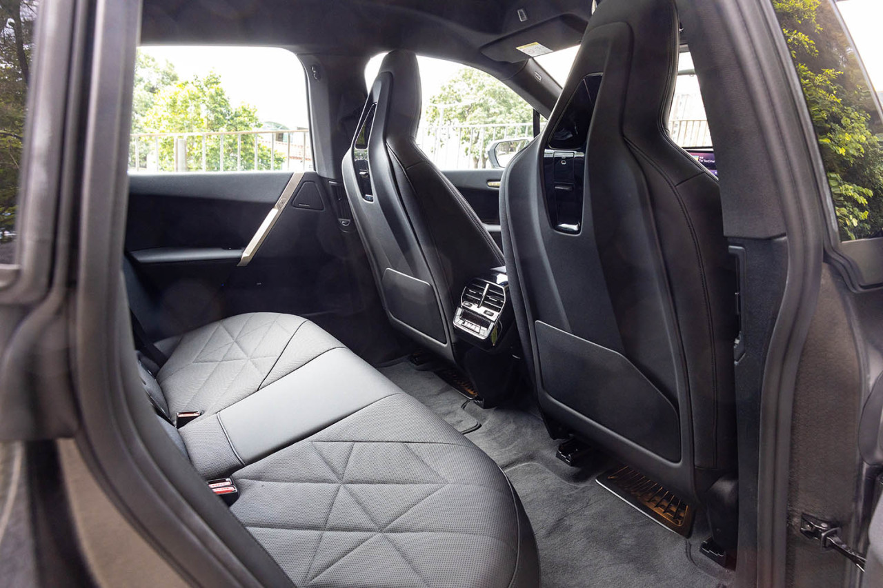 早買早享受 BMW iX xDrive45