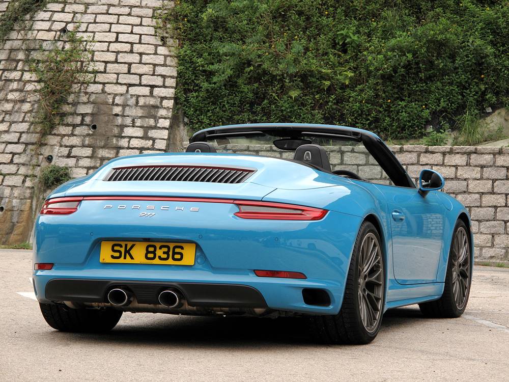 昇華 Porsche 911 Carrera 4S Cabriolet