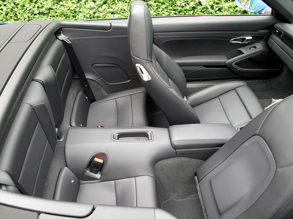 昇華 Porsche 911 Carrera 4S Cabriolet