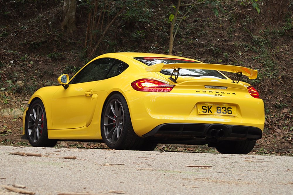 末代棍王 Porsche Cayman GT4