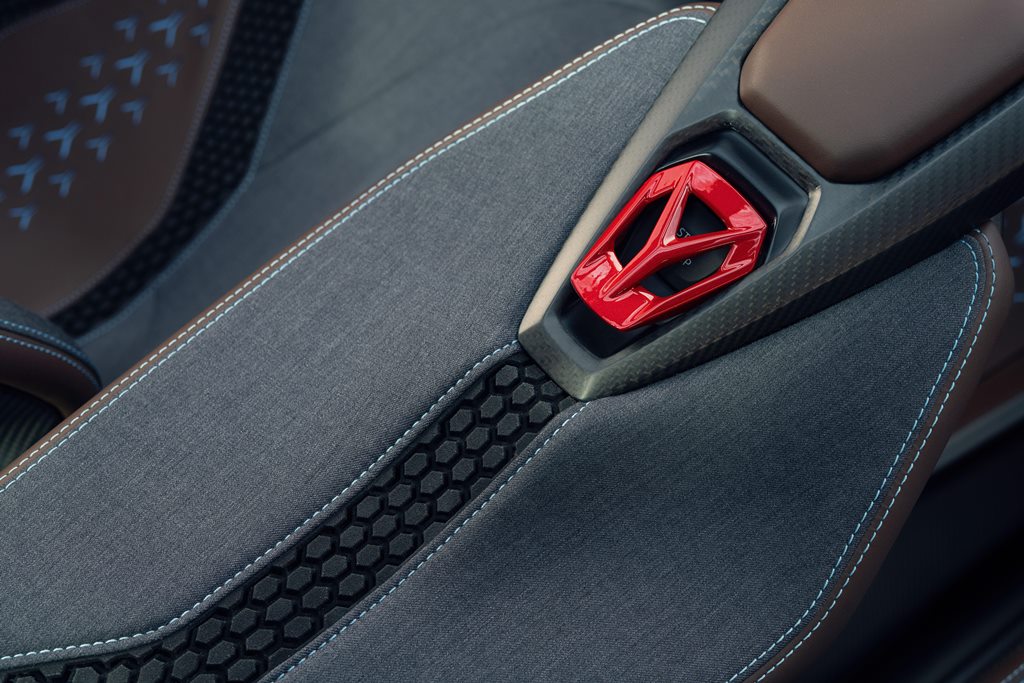 林寶堅尼Lanzador電動概念車於Monterey Car Week首度登場