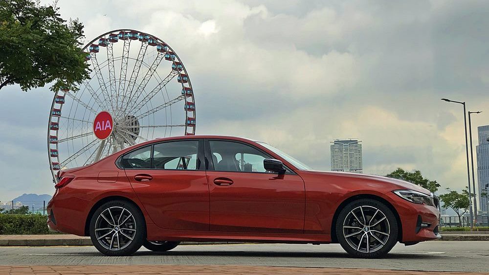 樂在其中 BMW 318iA sport