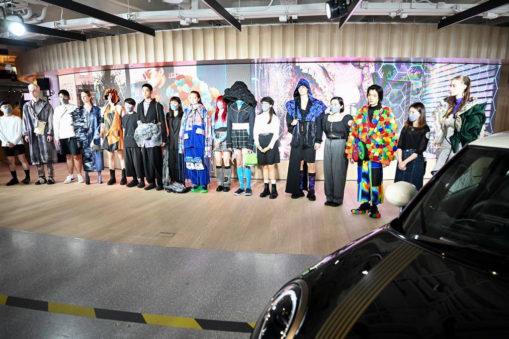 汽車 X 潮流時裝的化學作用