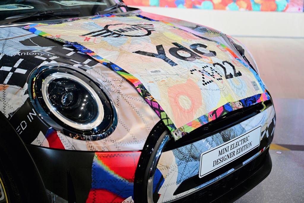 汽車 X 潮流時裝的化學作用