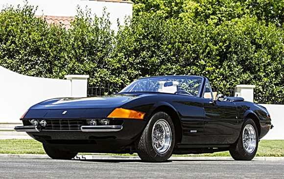 法拉利F12亮相Pebble Beach