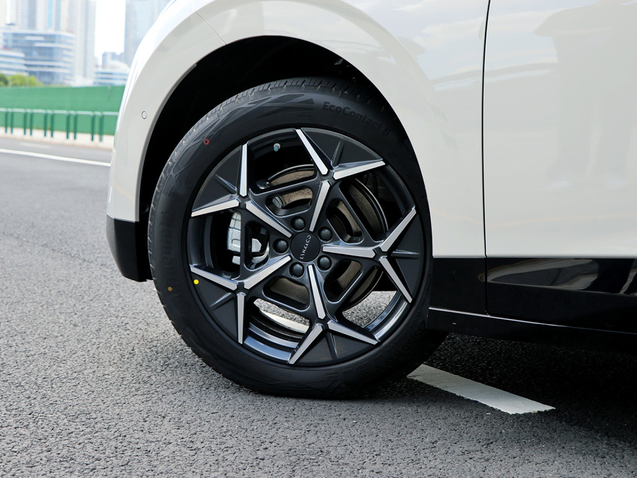 濠江電動新貴  Lynk & Co Z20