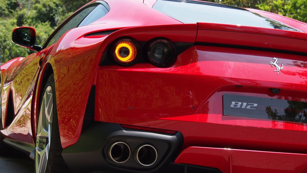 火熱辣馬 Ferrari 812 Superfast