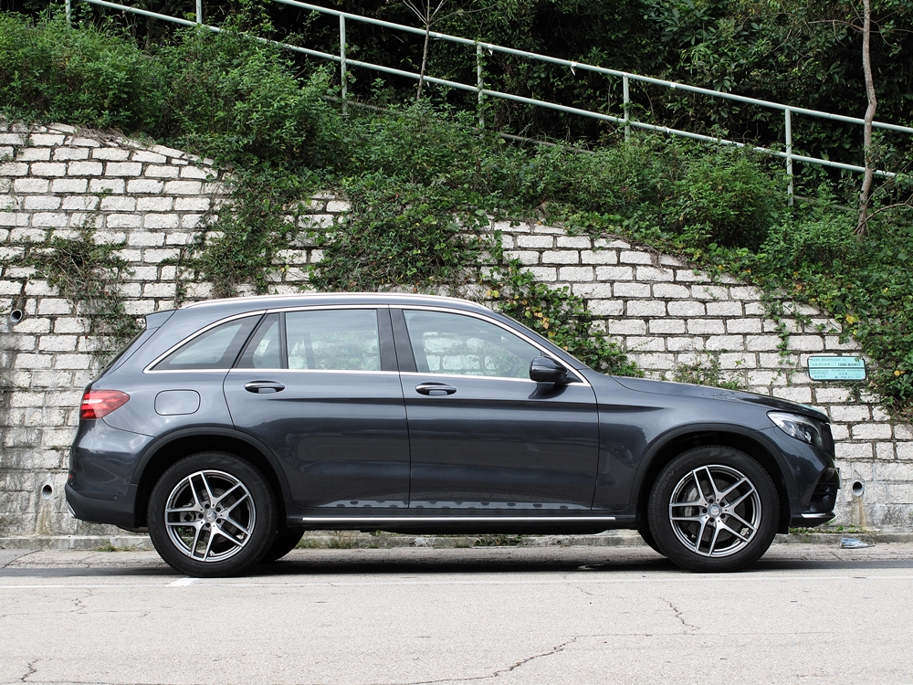 犯規 Mercedes-Benz GLC 300