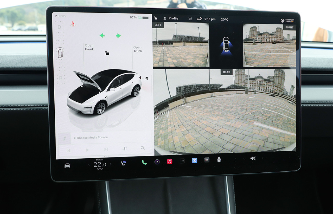率先體驗左軚新版 Tesla Model Y