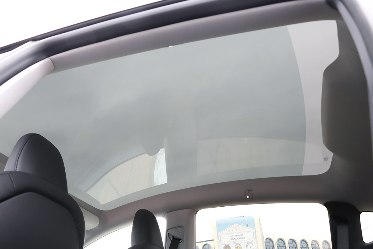 率先體驗左軚新版 Tesla Model Y