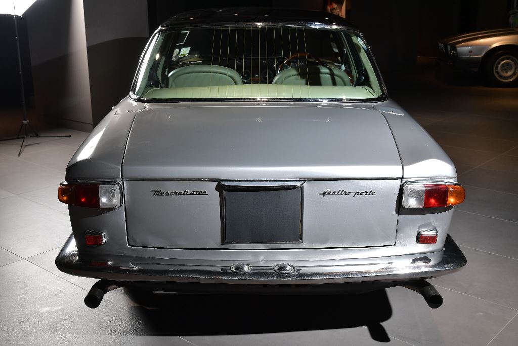 當年世上最快四門轎車 Maserati Quattroporte I