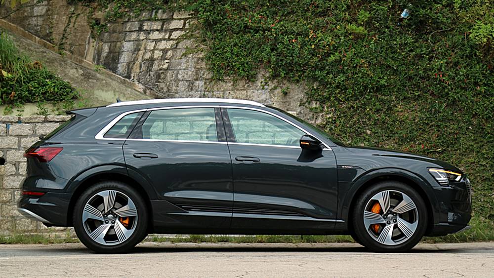 第一擊 Audi e-tron 55 quattro