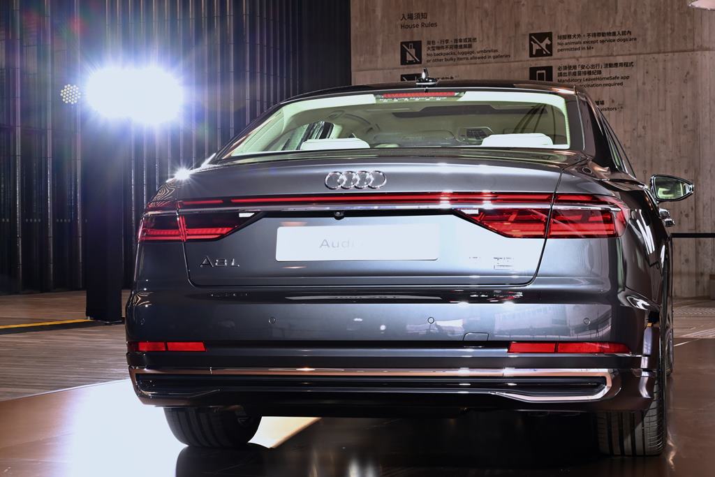 精緻的豪華Audi A8 L