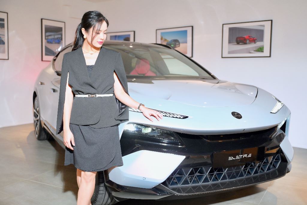 純電加跑車化Lotus Eletre