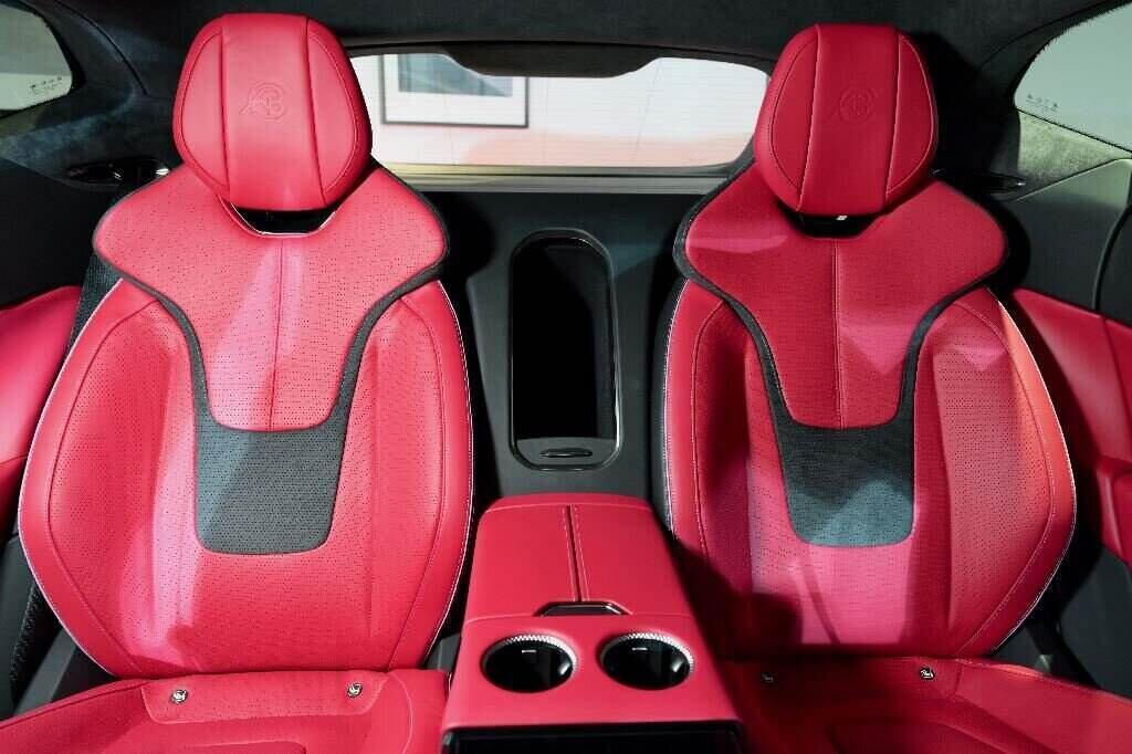 純電加跑車化Lotus Eletre