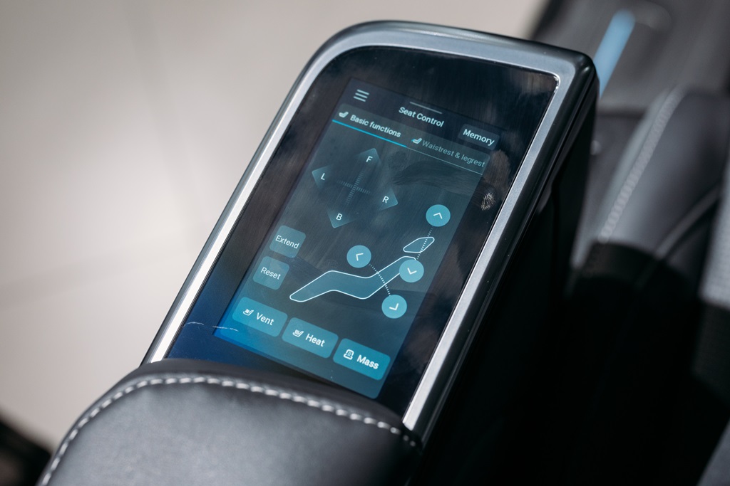 純電動7座豪華MPV—Maxus MIFA 9