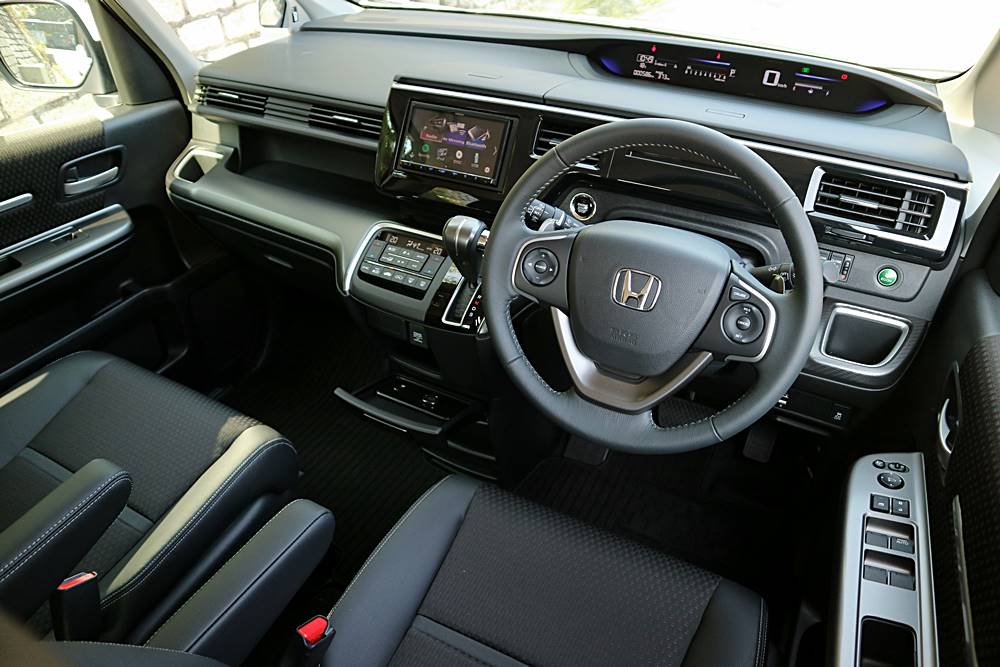 繼續 Waku Honda StepWGN Spada