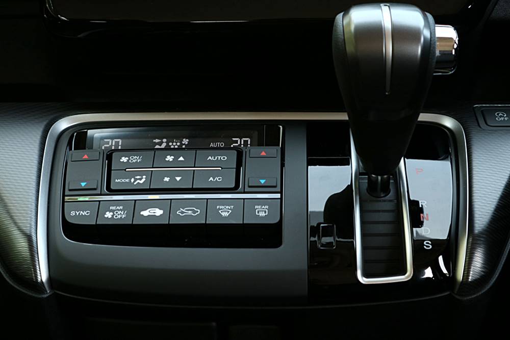 繼續 Waku Honda StepWGN Spada