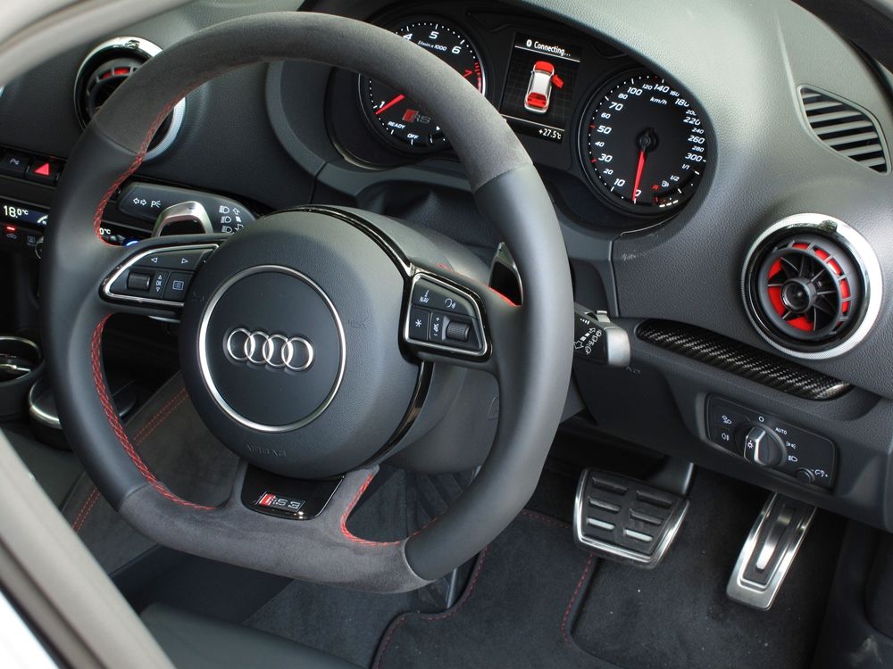 羊皮狼心 Audi RS3 Sportback