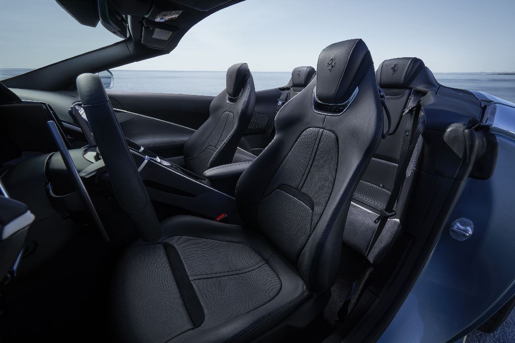 美麗開篷Ferrari Roma Spider