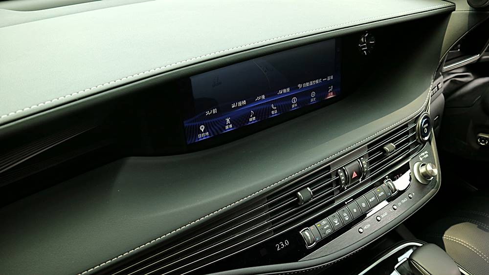 舒服到一個點 Lexus LS500h Premium