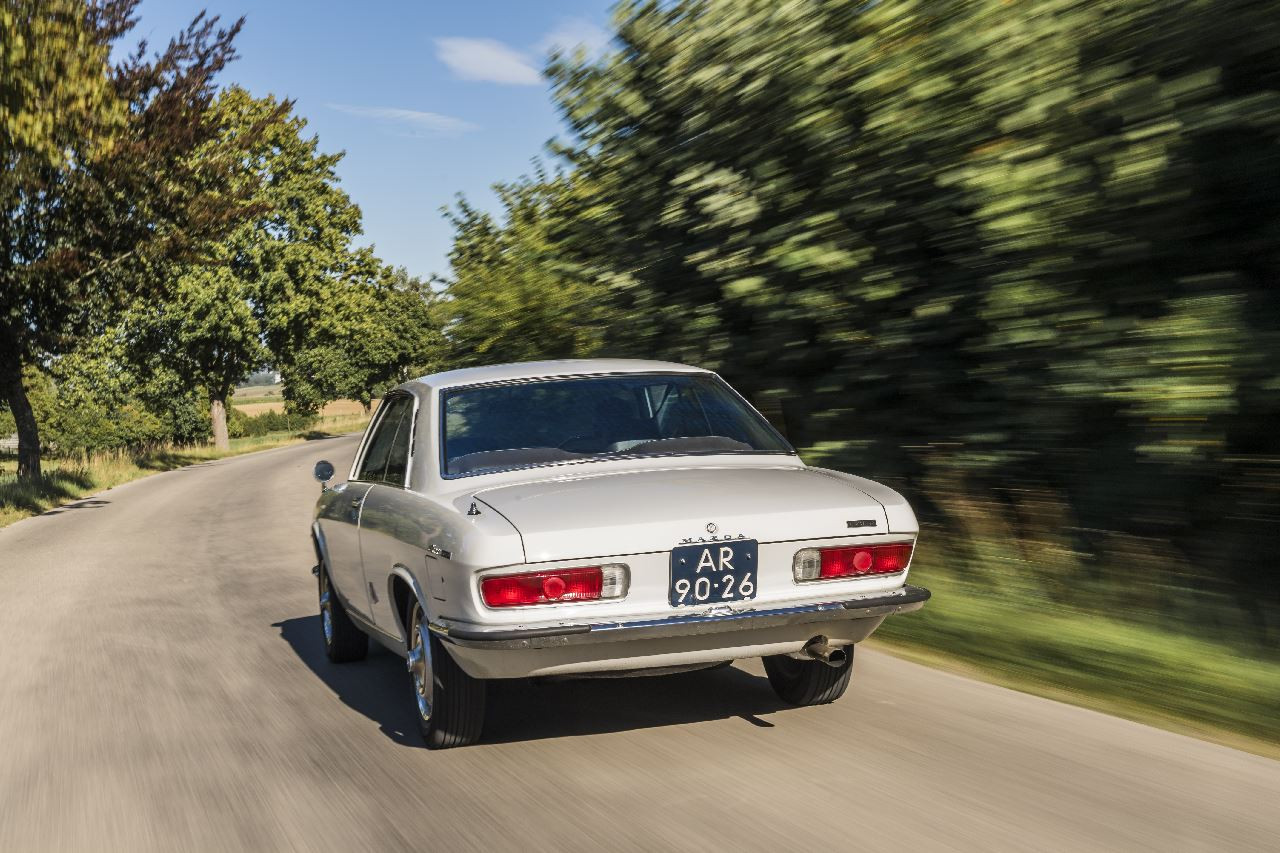 萬事得之光芒 - Mazda Luce