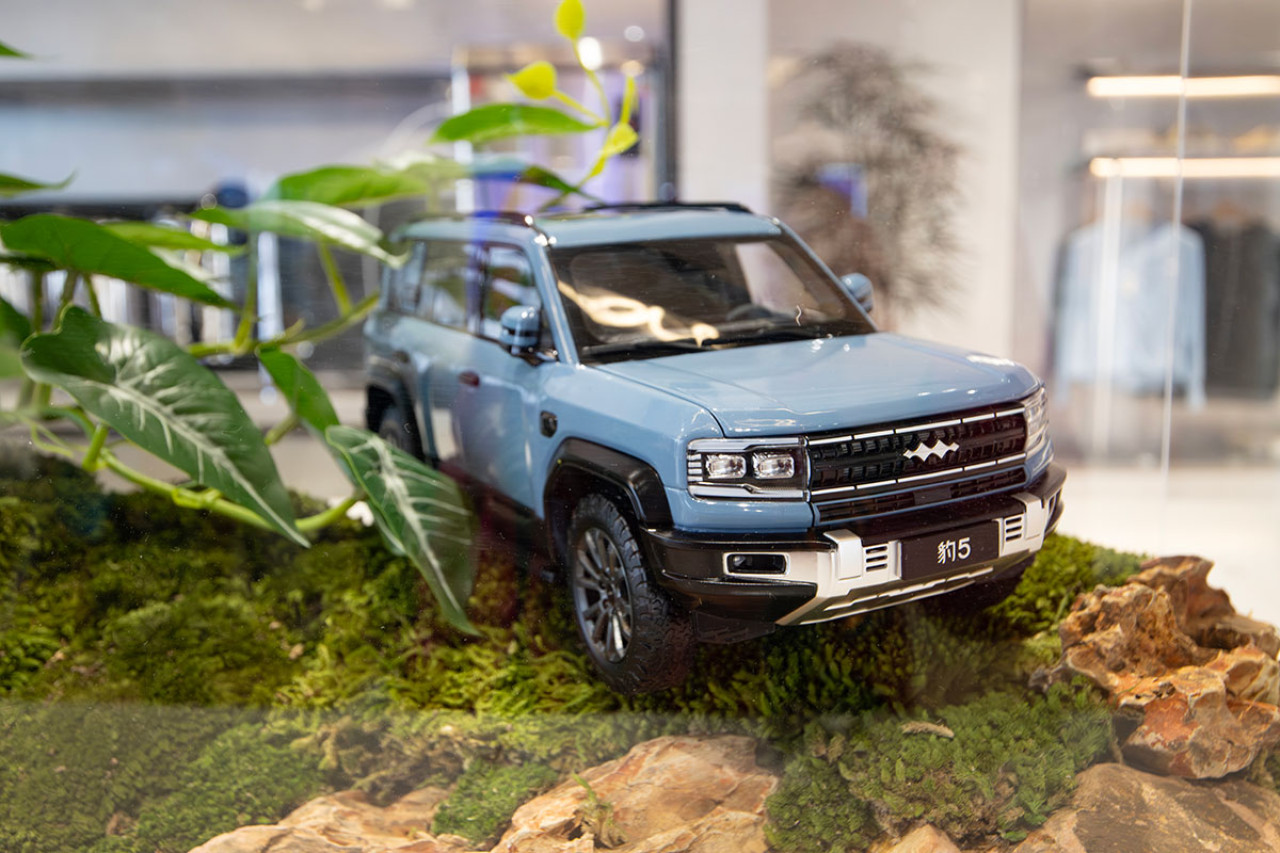 落場體驗比亞迪U9賽道奔馳