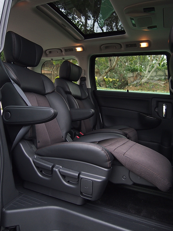 豪華享受 Nissan Elgrand 250