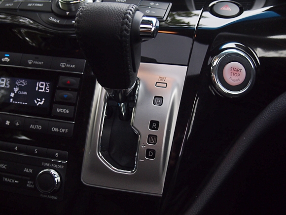 豪華享受 Nissan Elgrand 250