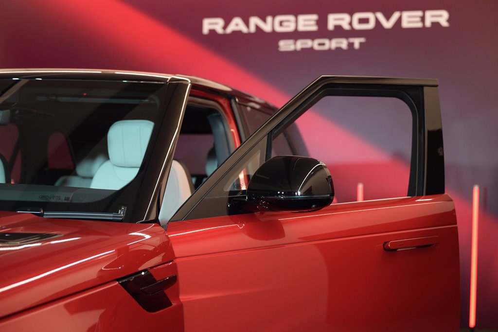 豪華與運動兼備Range Rover Sport