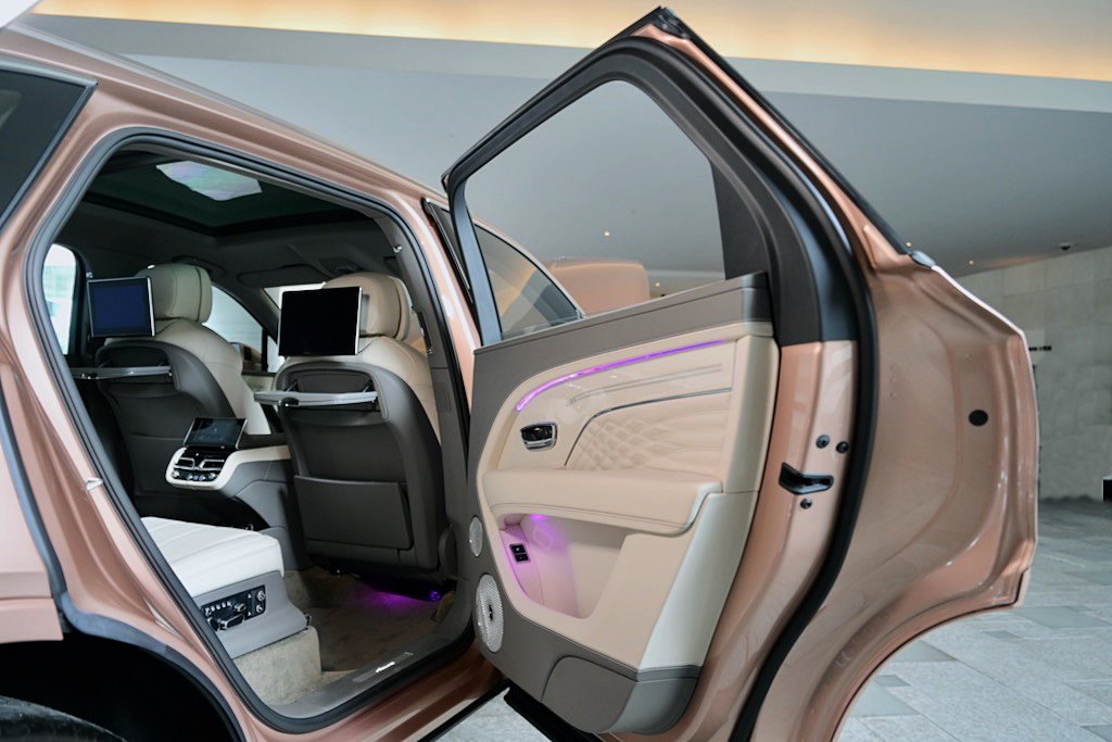 賓利Bentayga長軸距版公布售價