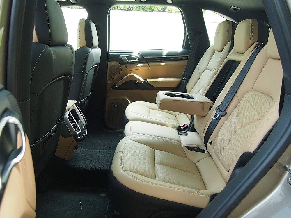 賺到盡 Porsche Cayenne S E-Hybrid