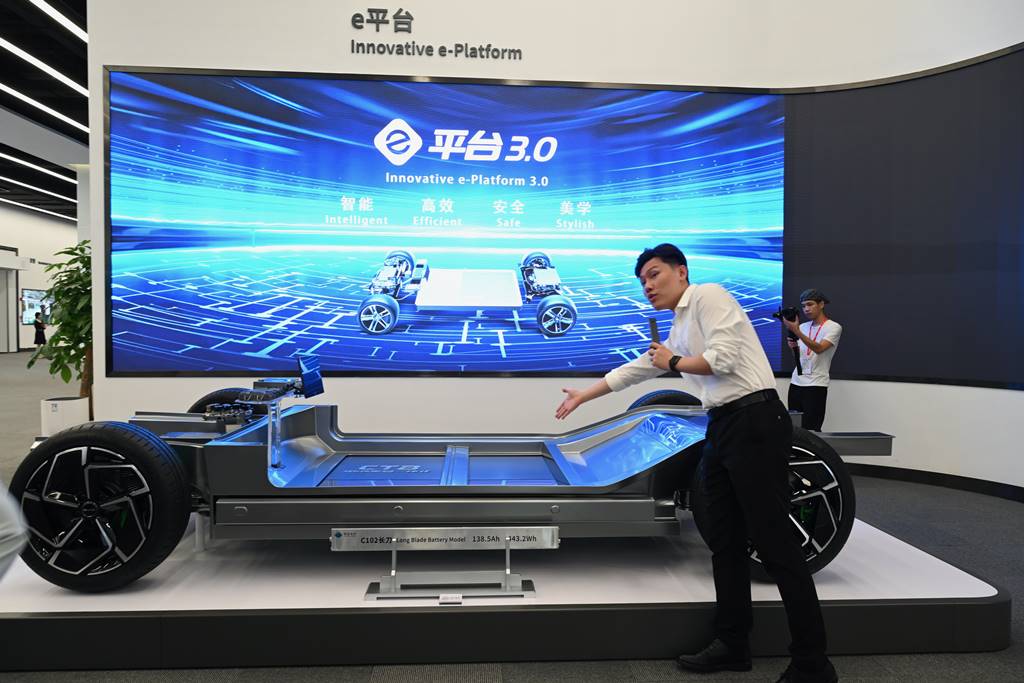 賽道測試BYD Seal AWD