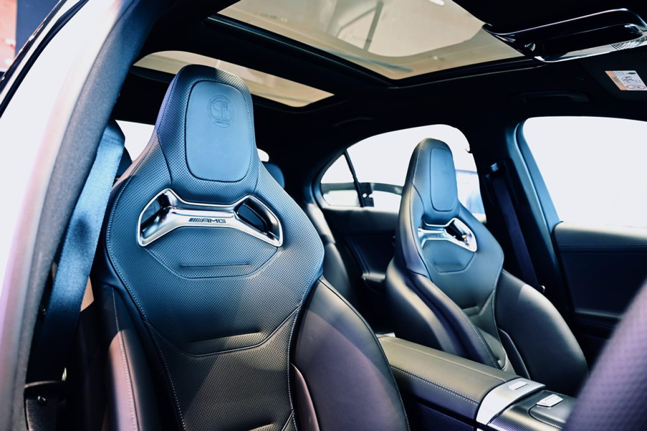 超級房車 Mercedes-AMG C 63 S E Performance