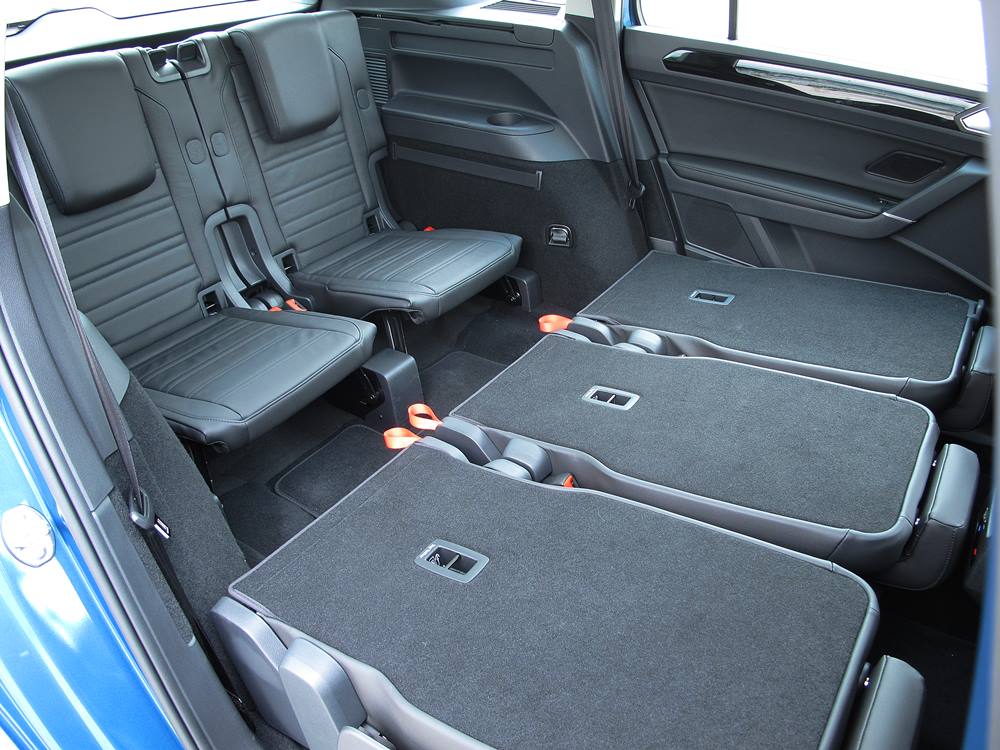 載得又跑得 Volkswagen Touran 280 TSI Luxury