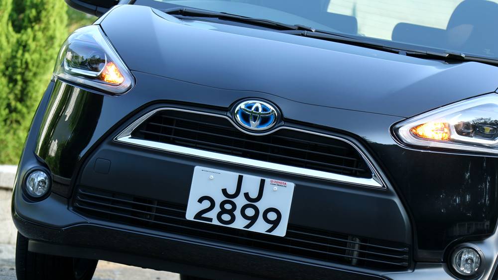載得多慳得多 Toyota Sienta Hybrid
