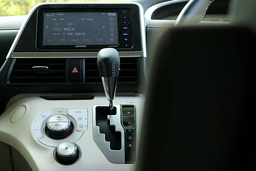 載得多慳得多 Toyota Sienta Hybrid