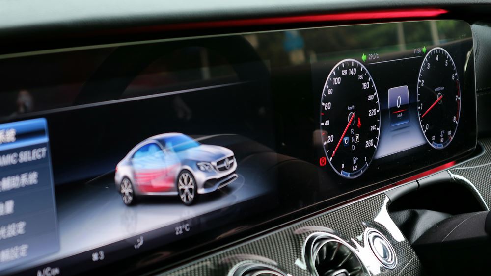 轎跑味返番嚟 Mercedes-Benz E 400 Coupé