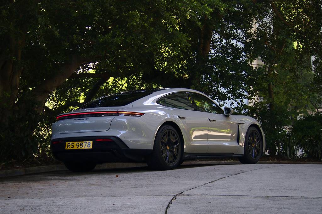 追求賽道熱血 Porsche Taycan GTS