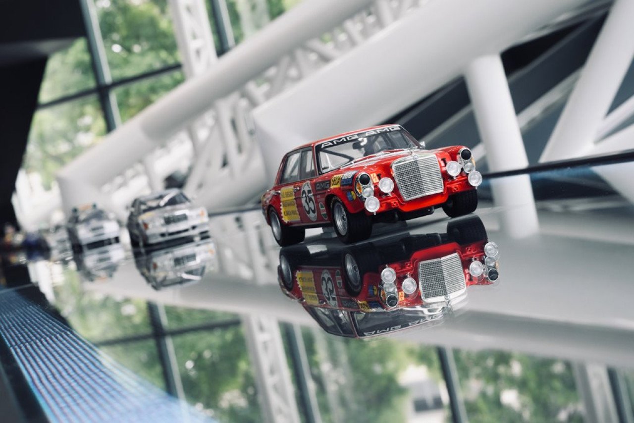 透過模型感受平治賽車歷史