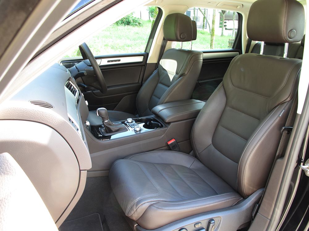 野得起 Volkswagen Touareg V6 BMT 4Motion R-Line