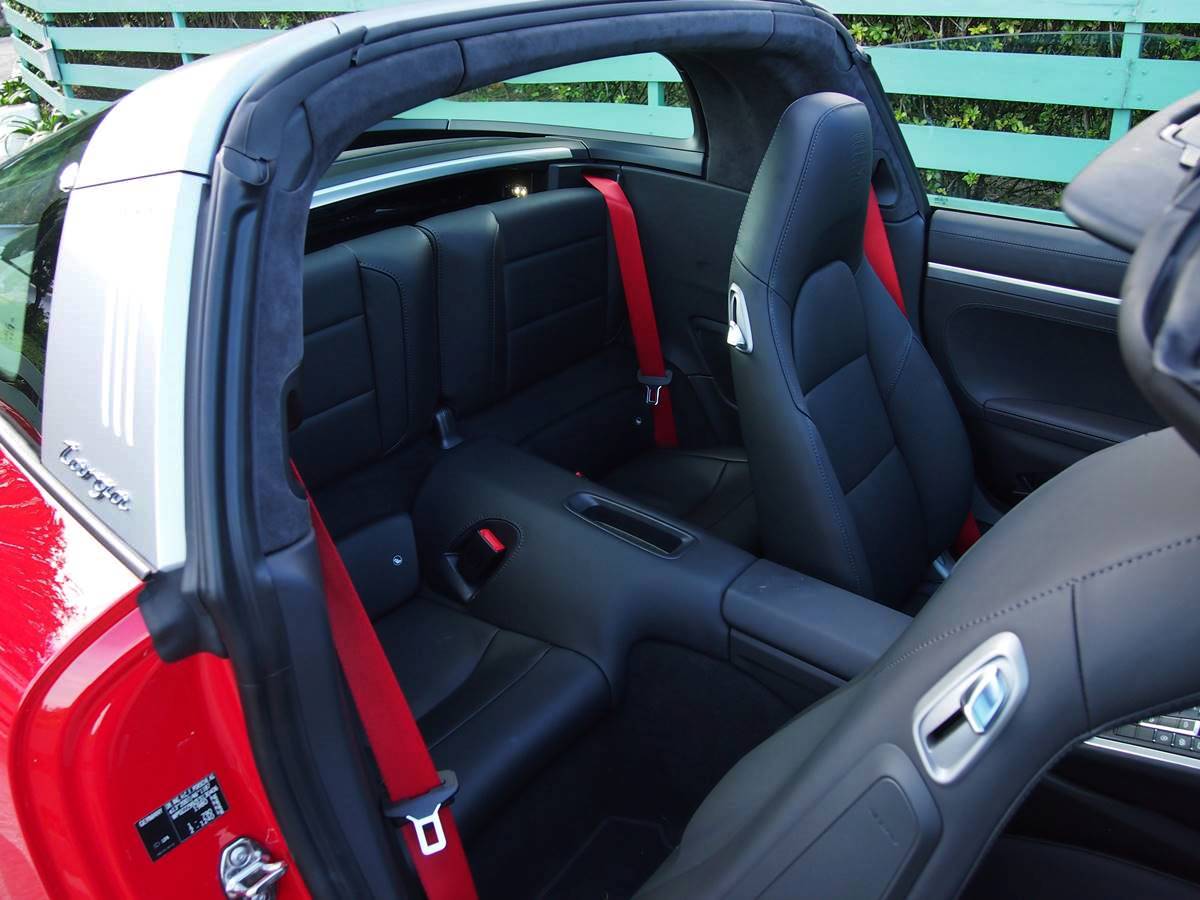 鐵漢柔情 - Porsche 911 Targa