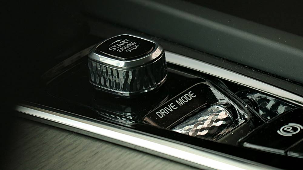 鐵漢柔情 Volvo XC60 T5 Inscription