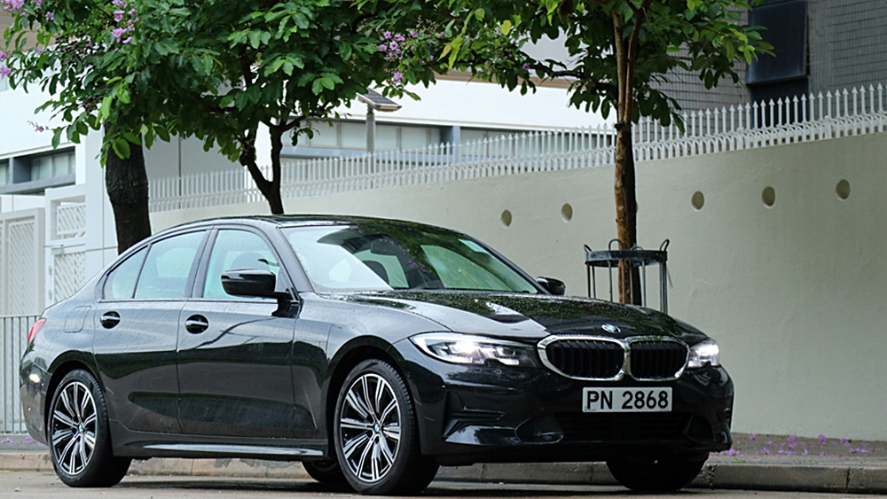 長測報告 BMW 318iA Saloon Sport