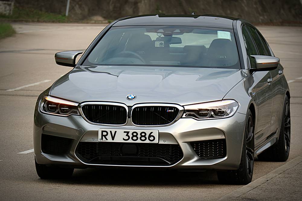 長測報告 BMW M5