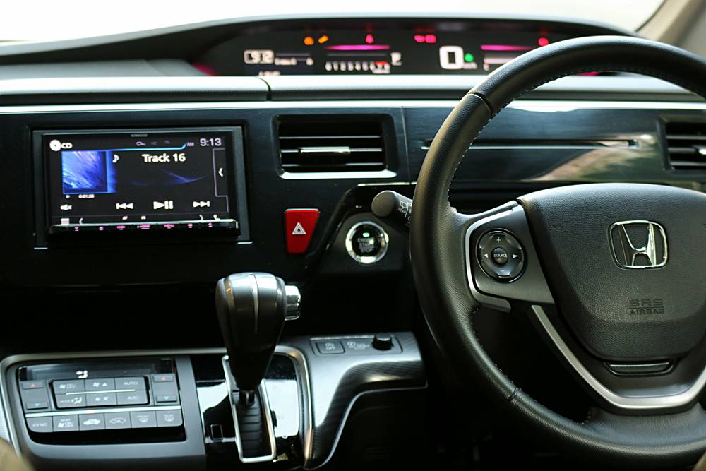 長測報告 Honda StepWGN Spada