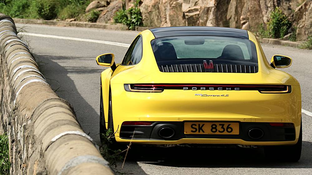 長測報告 Porsche 911 Carrera 4S
