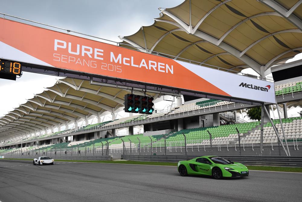 雪邦賽道激試麥拿侖570S