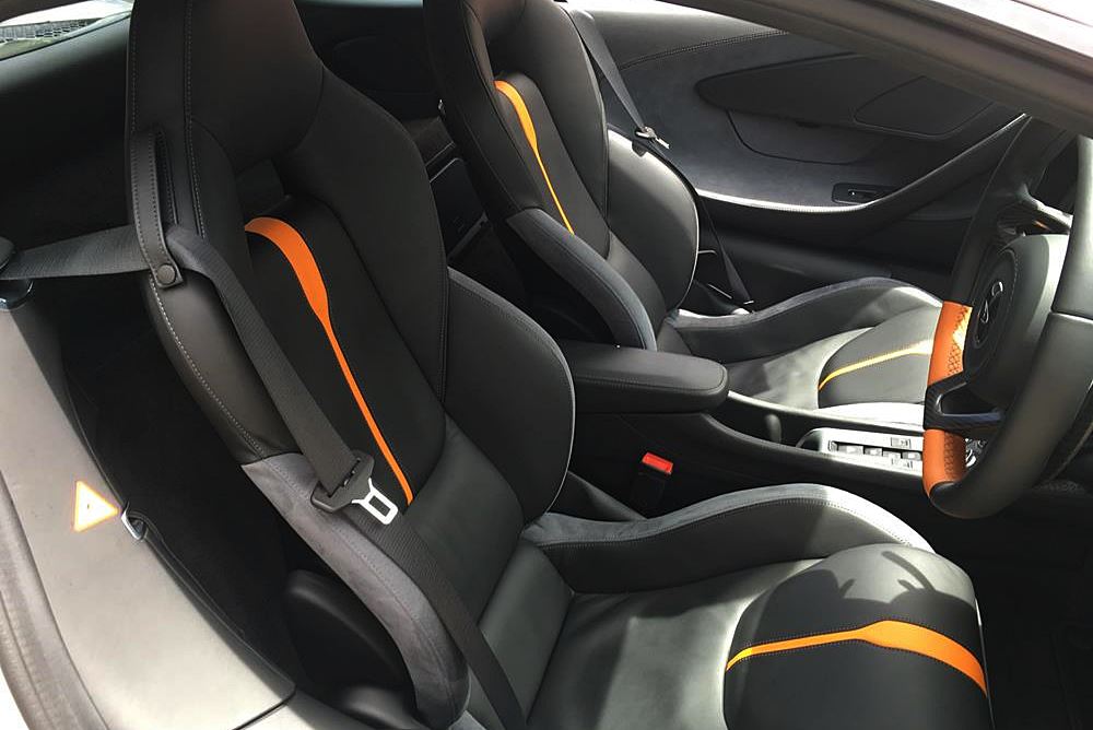 雪邦賽道激試麥拿侖570S